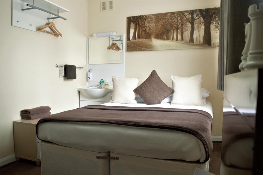 Kipps Backpackers แคนเทอร์เบอรี ภายนอก รูปภาพ