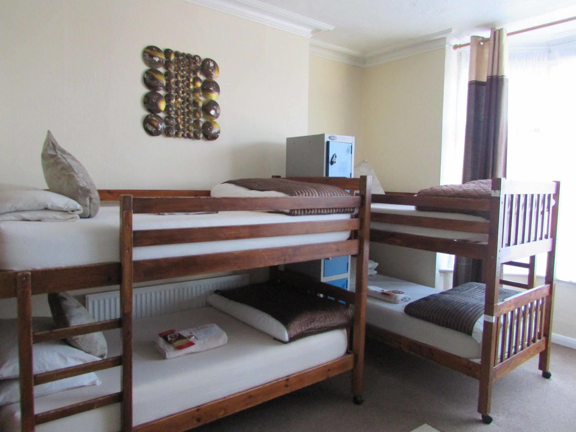 Kipps Backpackers แคนเทอร์เบอรี ภายนอก รูปภาพ